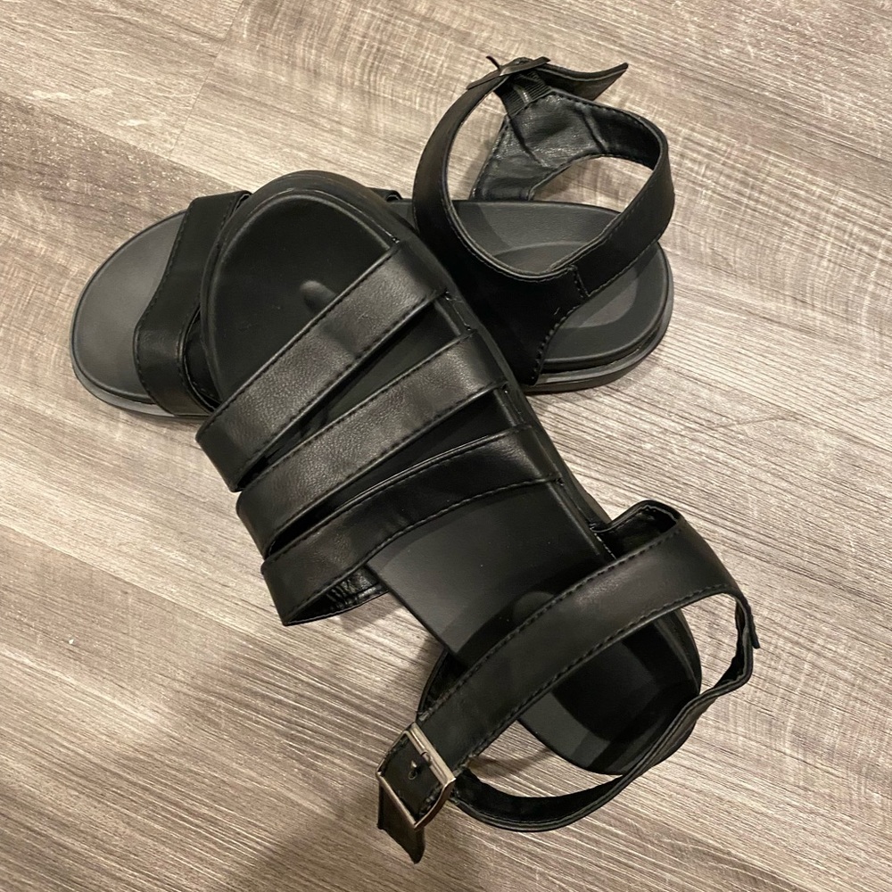 🆕 NEVER WORN Shein Wedge Sandals